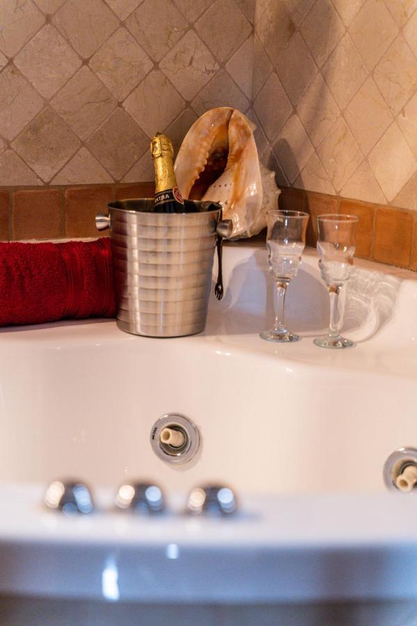 Villa Estilo Mediterranea Con Piscina, Jardin, Bbq Y Jacuzzi - Villa Bel Air Real 에스테포나 외부 사진