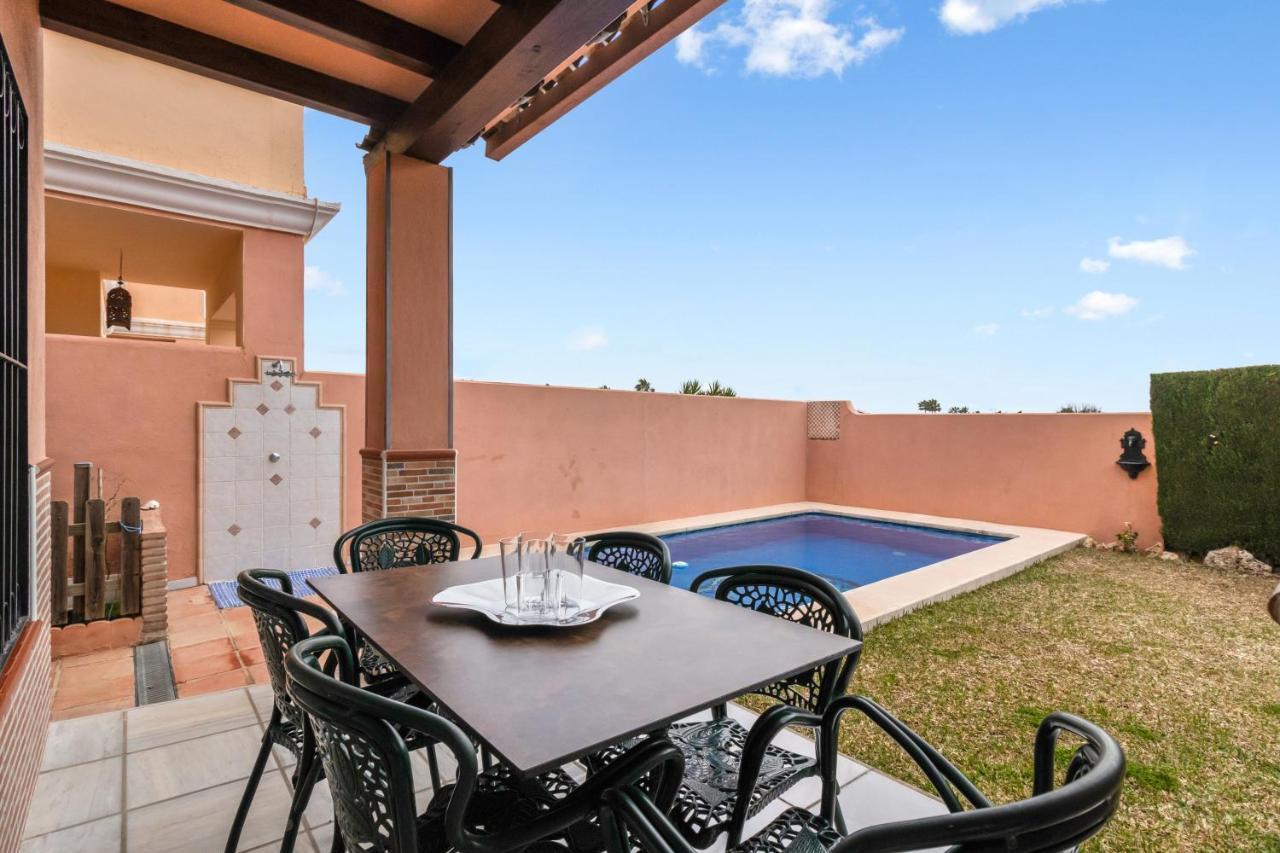 Villa Estilo Mediterranea Con Piscina, Jardin, Bbq Y Jacuzzi - Villa Bel Air Real 에스테포나 외부 사진